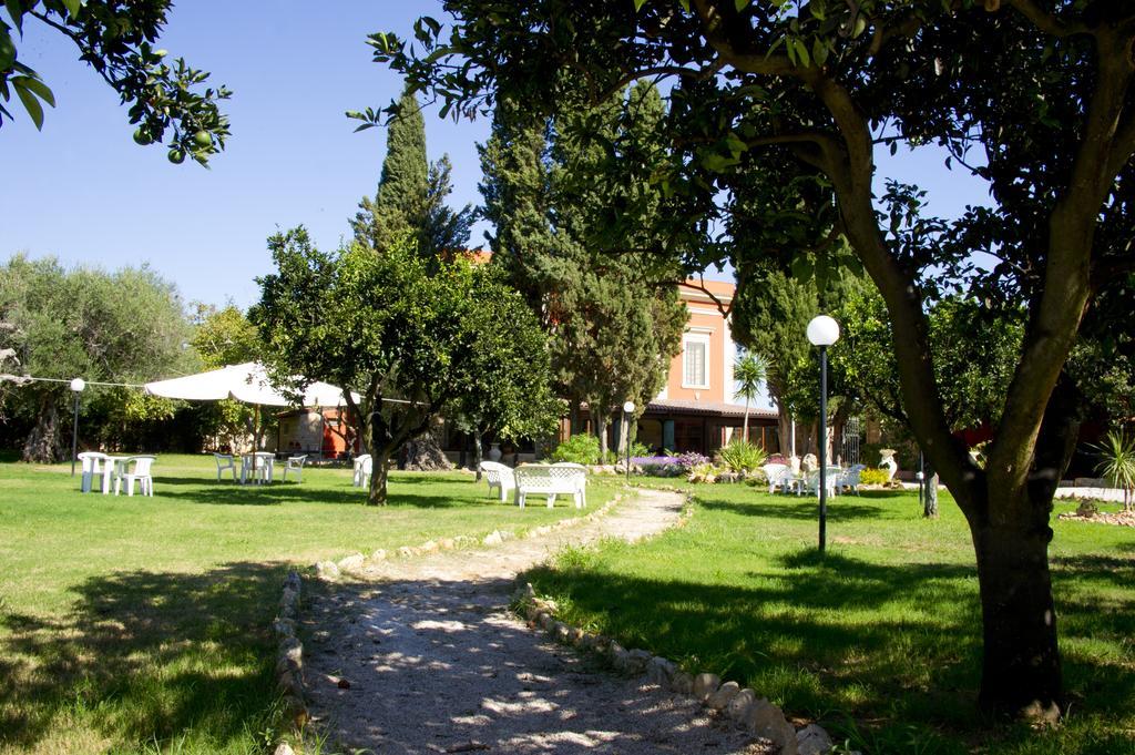 Agriturismo Santa Chiara Alezio Exteriér fotografie