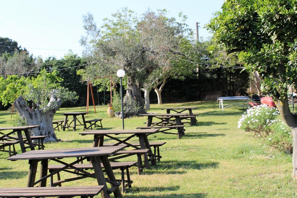 Agriturismo Santa Chiara Alezio Exteriér fotografie