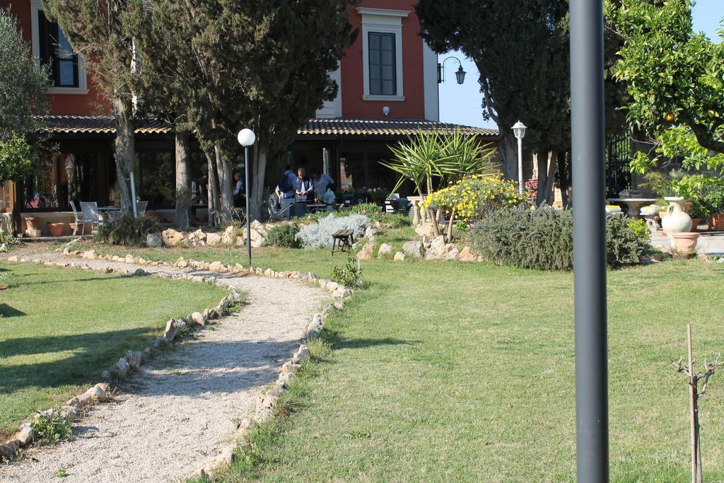 Agriturismo Santa Chiara Alezio Exteriér fotografie