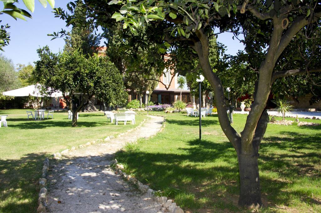 Agriturismo Santa Chiara Alezio Exteriér fotografie