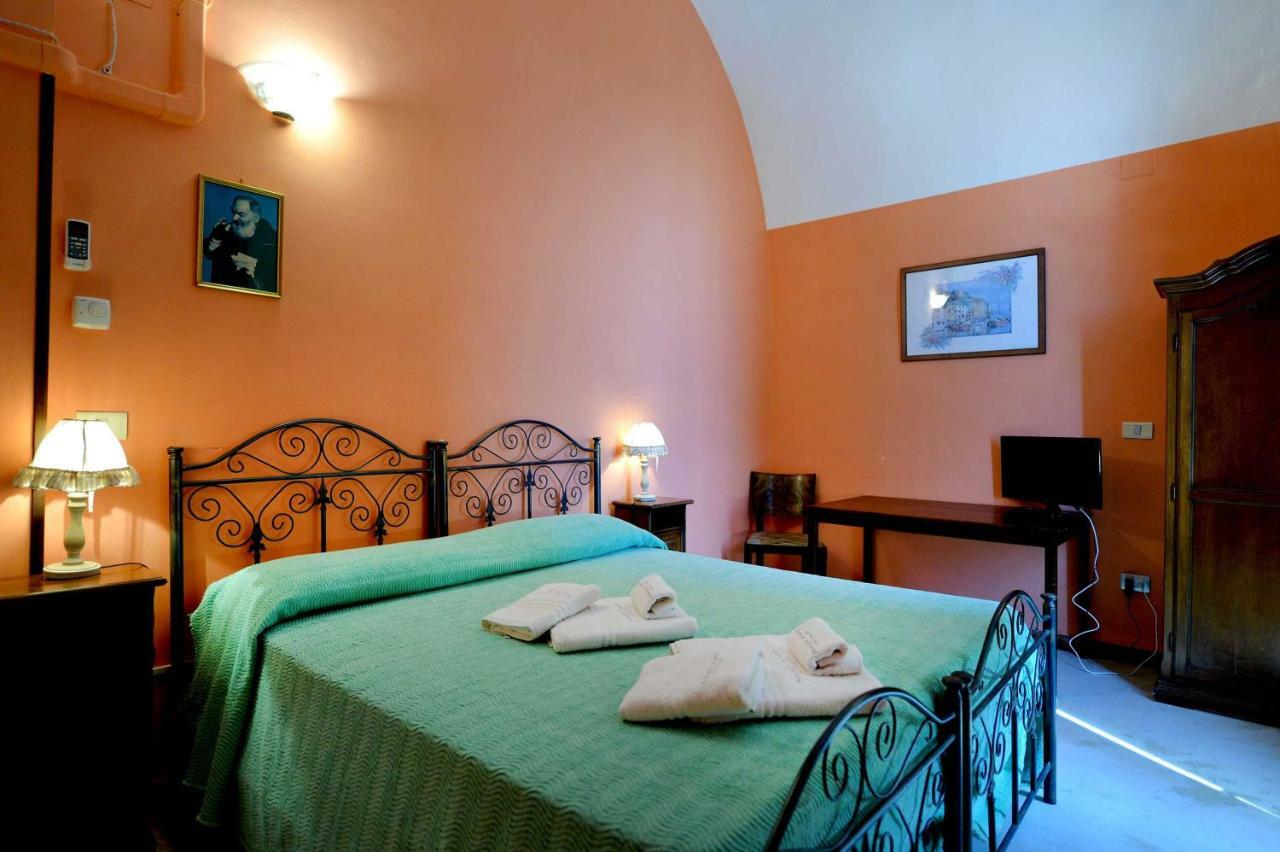 Agriturismo Santa Chiara Alezio Exteriér fotografie