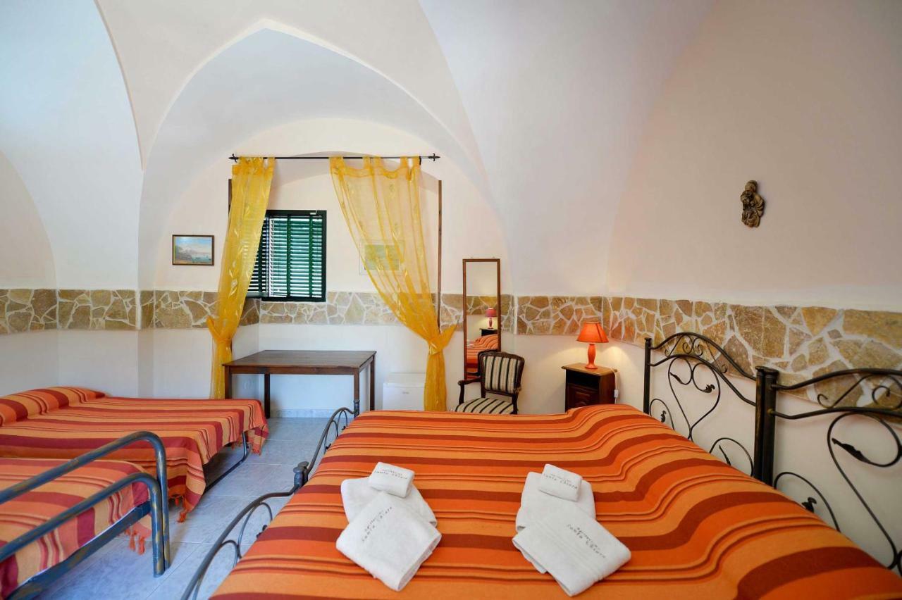 Agriturismo Santa Chiara Alezio Exteriér fotografie